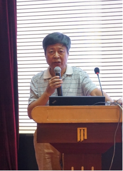 修璐同志做大會(huì)主題發(fā)言徐俊平同志致大會(huì)歡迎詞